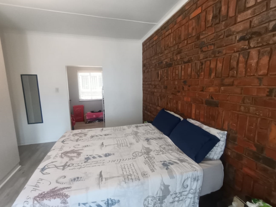 3 Bedroom Property for Sale in Verwoerdpark Northern Cape